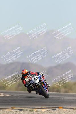 media/Oct-26-2025-Race Pace (Sun) [[c1447ca738]]/Non Verified (1st 20 Minutes of every Hour)/4-Turn 14 (1110am)/